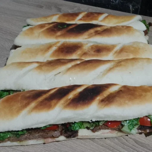 Sánguches De Milanesa