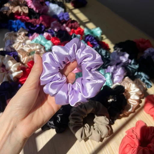 Scrunchies surtidos 50 unidades de satén antifrizz - imagen 2