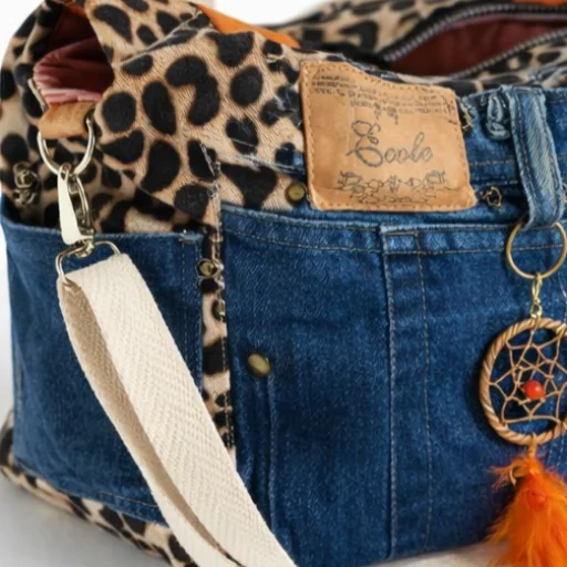 Cartera de diseño. Upcycling