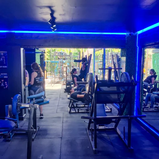 Gimnasio - Entrenamientos Personalizados