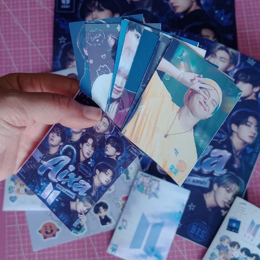 Álbum + figus + Poster y Stickers - imagen 4