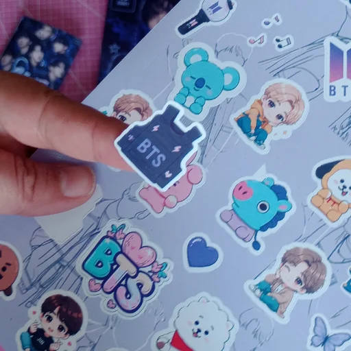 Álbum + figus + Poster y Stickers - imagen 2
