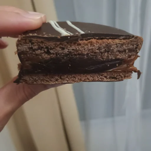 ALFAJOR ARTESANAL 100 Gr DE DULEC DE LECHE. PISTACHO. BON O BON. MOUSE DE CHOCOLATE TODOS EN COBERTURA BLANCA Y NEGRA - imagen 10