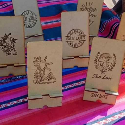 Posa Celulares Personalizados