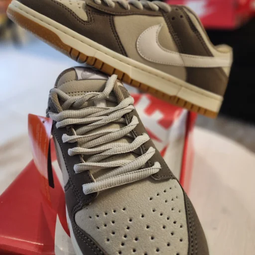 👟 Zapatillas  Nike DUnk Urban Grey & Brown 👟 - imagen 2