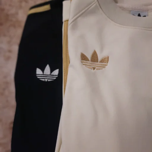Buzo Adidas x Oasis