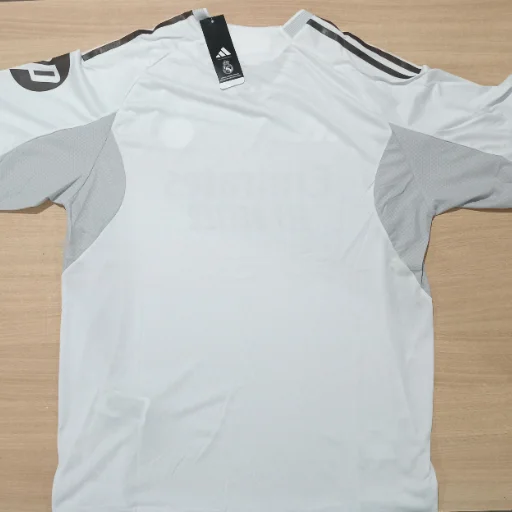Camiseta Real Madrid 2025/2026