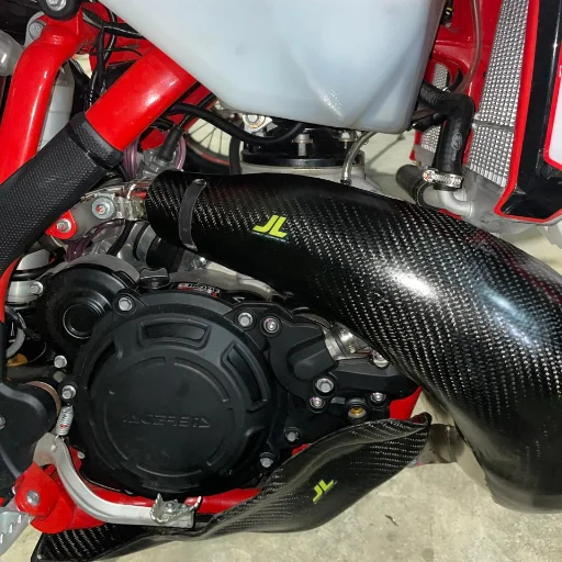 Cubre Vejiga Beta 300rr 2020-2026 (Arrow)