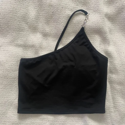 Top Black Chain