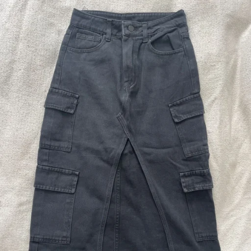 Pollera Black Cargo