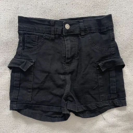 Short Black Denim