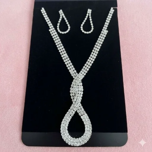 Conjunto de collar y aros m3