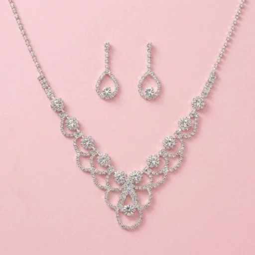 Conjunto Collar y aros de strass