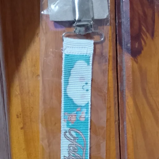 Llaveros y Porta chupetes