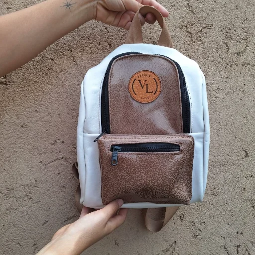 Mochila MORA CUERO VACUNO.