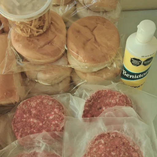 COMBO 10 CHICOS CON HAMBURGUESAS