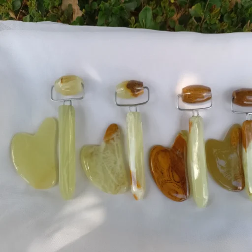 Guashas ( masajeadores faciales)