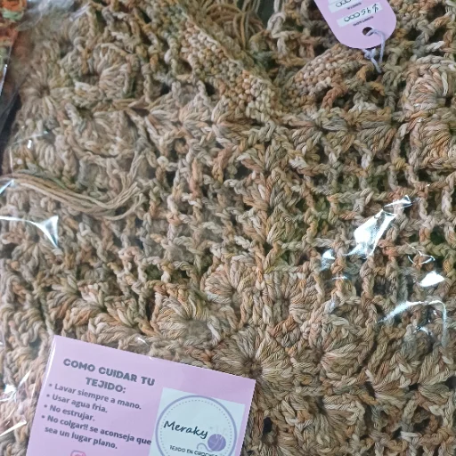 Ponchos, chals, pañuelos Tejidos - imagen 4