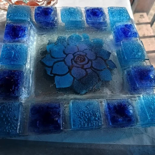 Vajilla plato con letras doradas EN VITROFUSION - imagen 4