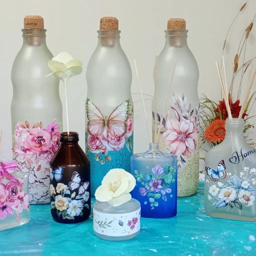 botellas de vidrio intervenidas