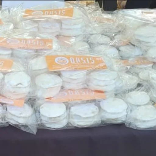 Alfajor triple de Dulce de Leche