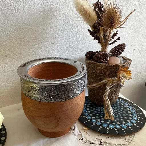 Mate de Algarrobo con frase grabada