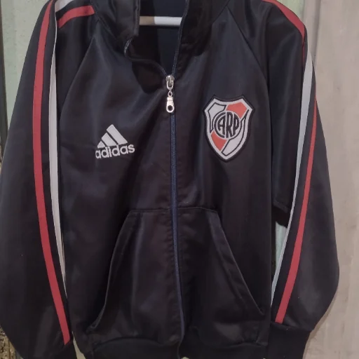 Todo tipo de ropa/ talles y géneros - imagen 5