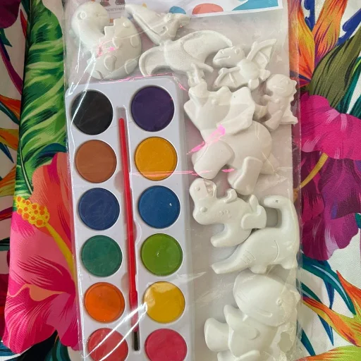 Kit para pintar dinosaurios