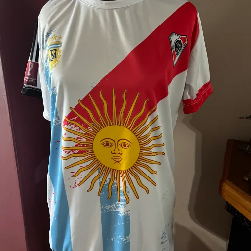 REMERAS BASICAS FULL PRINT - imagen 18
