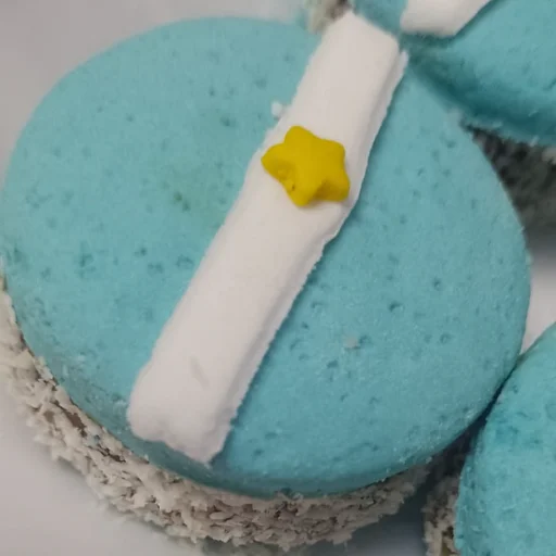 Alfajores de maicena temáticos