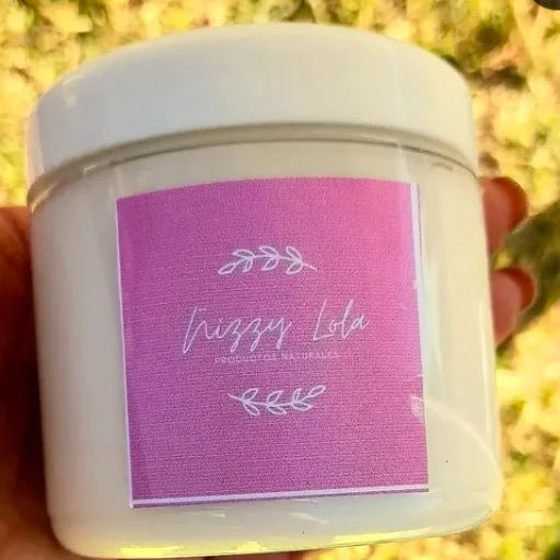Crema corporal con manteca de Karite y vit e.