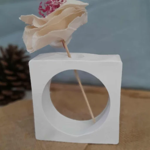 Florero cuadrado 11 x 11 x 3,5 cm
