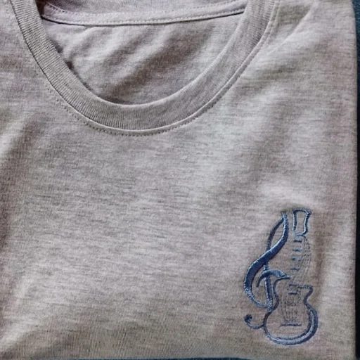 Remera unisex guitarra - imagen 9