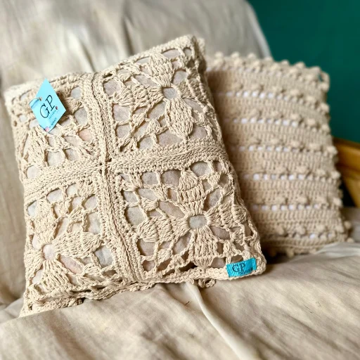 Almohadones tejidos a crochet - imagen 4