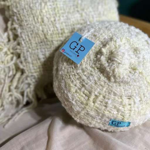 Almohadon tejido a Telar Circular