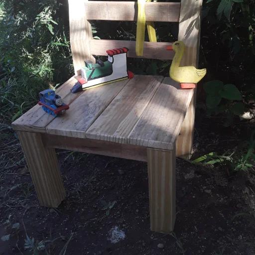 Silla infantil de madera - imagen 2