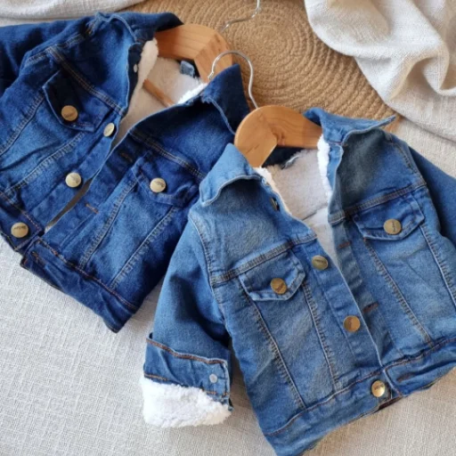 CAMPERA ELASTIZADA TEDDY🐻 2 al 5 ( 9 meses a 2 años) Jean azul y jean celeste  $29.000
