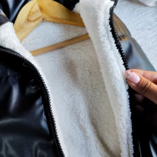 CHALECO ENGOMADO UNISEX TEDDY✨ talle 2 al 6  (6 meses a 4 años) $23490 CON CORDERITO