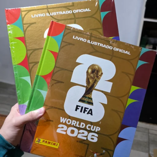 ALBUM DE FIGURITAS PANINI TAPA DURA DORADO