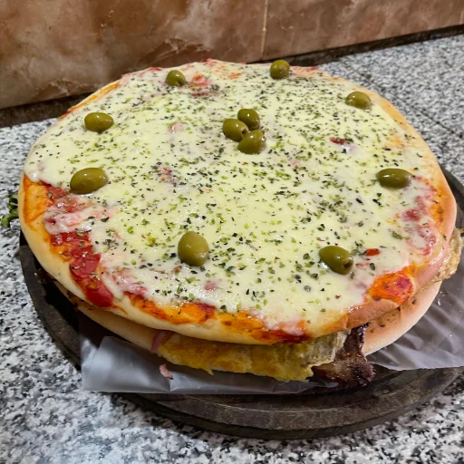 Lomopizza con papas chicas - imagen 3