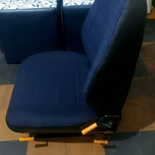 BUTACA DE CAMIÓN RESTAURACIÓN DE INYECTADOS Y TAPIZADO COMPLETO - imagen 4
