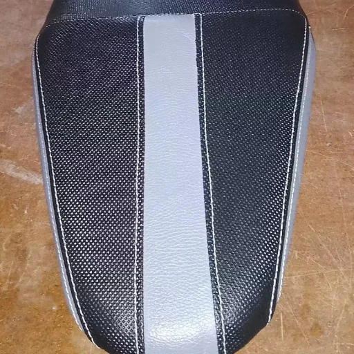 ASIENTOS DE MOTOS RESTAURACIÓN COMPLETA + TPIZADO PERSONALIZADO - imagen 3