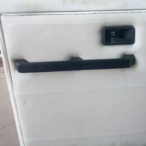 FABRICACIÓN Y TAPIZADO DE PANELES DE TRAFIC - imagen 4