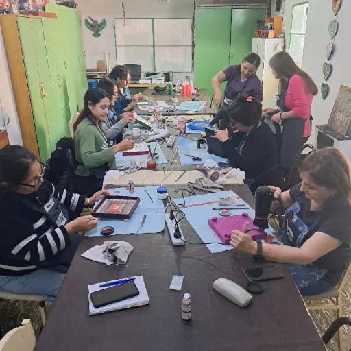 Talleres presenciales, semanales de mosaico. - imagen 2