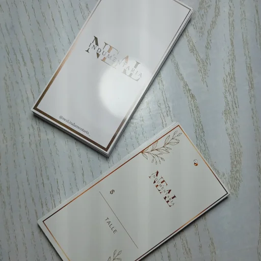Tags rectangulares para ropa - imagen 4